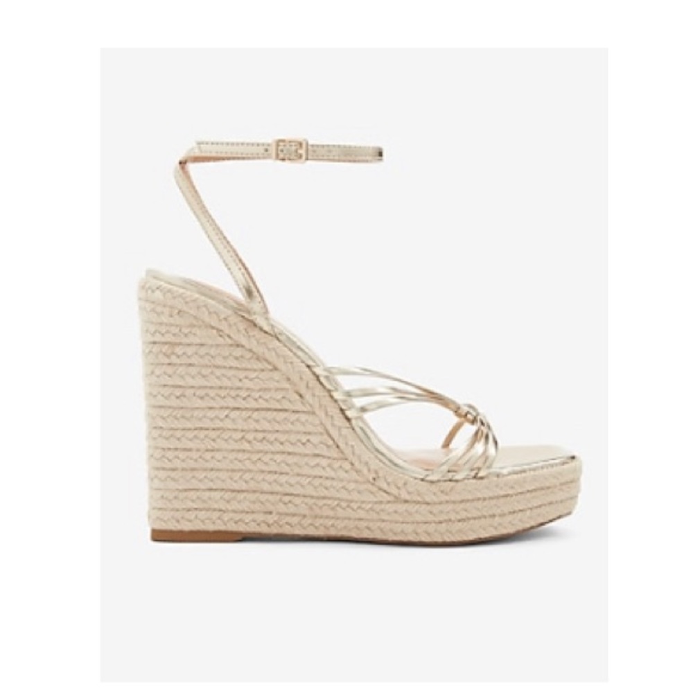 Square toed wedge sandals